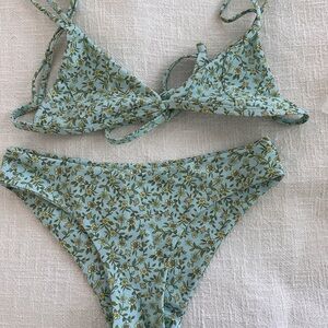 Kulani Kinis Bikini Set